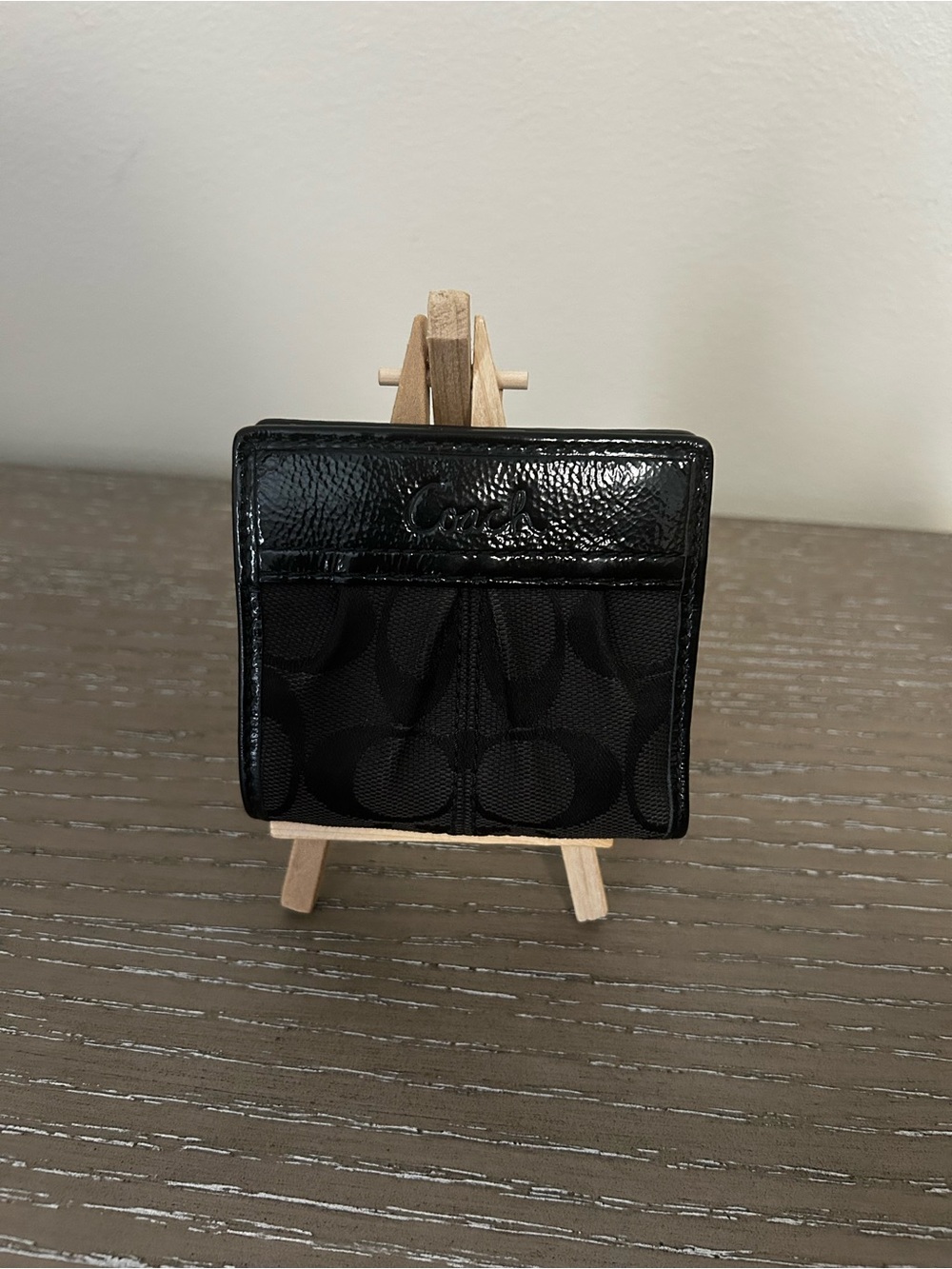 Coach Vintage Black Signature Compact Bifold Wallet EUC - Picture 3 of 14